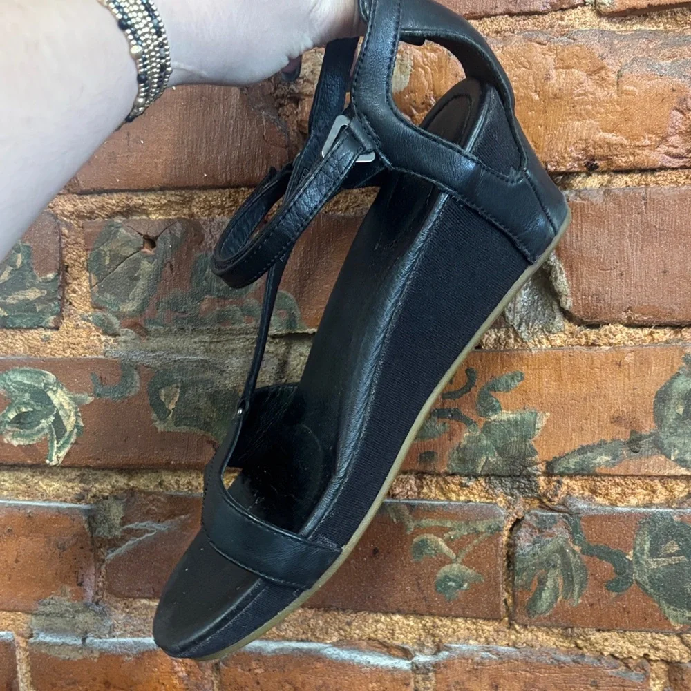 Teva Womens Capri‎ Black Leather Ankle Strap Wedge Sandals Size 9.5
